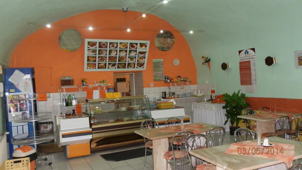 Penzion Marina Pri Slovenskej Restauracii Брезно Номер фото